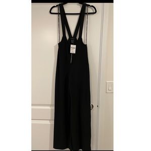 Forever21 Black Ribbed Wide leg jumpsuit Size Small, Brand New Never Worn
